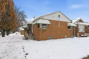 2658 W 83rd St, Chicago, IL 60652 - Photo 2