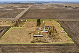 1267 E 1200N Rd, Melvin, IL 60952 - Photo 2