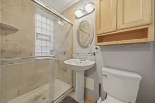 558 W Deming Pl, Chicago, IL 60614 - Photo 12