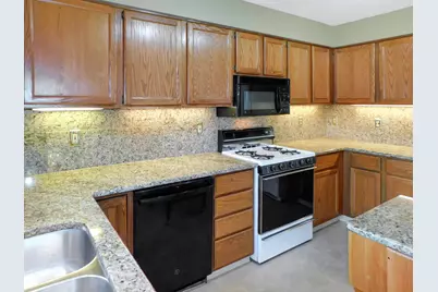 13699 Chevron Drive, Rockton, IL 61072 - Photo 10