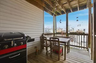 1624 W Olive Ave, Chicago, IL 60660 - Photo 18