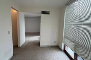 200 N Dearborn St, Chicago, IL 60601 - Photo 4