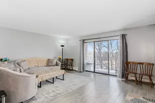 4721 St Joseph Creek Rd, Lisle, IL 60532 - Photo 4