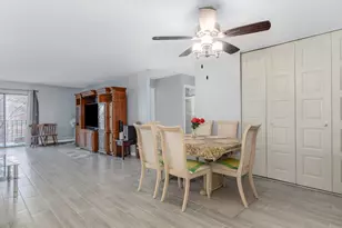 4721 St Joseph Creek Rd, Lisle, IL 60532 - Photo 8