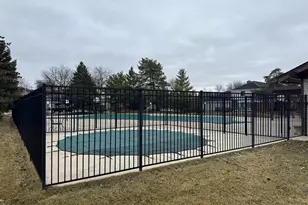 373 Ferndale Ct, Schaumburg, IL 60193 - Photo 24