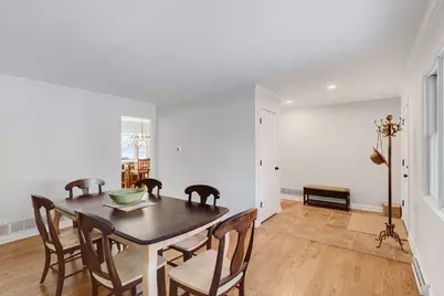 4907 Valerie Drive, Crystal Lake, IL 60014 - Photo 8