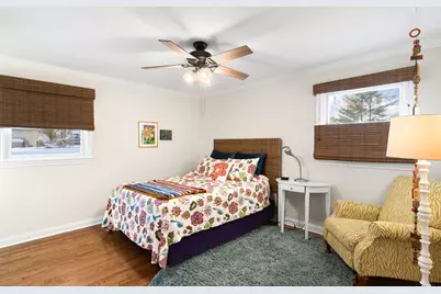 4907 Valerie Drive, Crystal Lake, IL 60014 - Photo 12