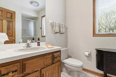 8261 Lake Ridge Drive, Burr Ridge, IL 60527 - Photo 20