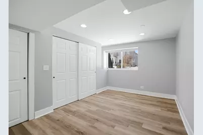 9038 Hillcrest Lane, Woodridge, IL 60517 - Photo 18