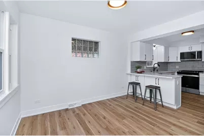 7624 W Ainslie Street, Harwood Heights, IL 60706 - Photo 8