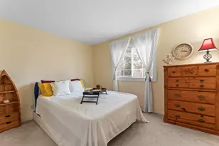 2819 Sun Valley Dr, Cary, IL 60013 - Photo 14