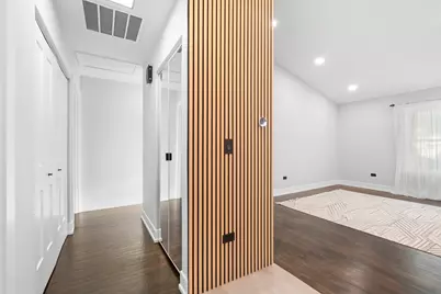 531 Lasalle Lane, Buffalo Grove, IL 60089 - Photo 6