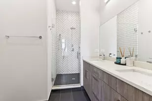 1631 S Carpenter St, Chicago, IL 60608 - Photo 16