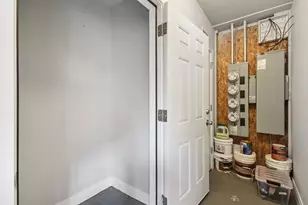 1631 S Carpenter St, Chicago, IL 60608 - Photo 36