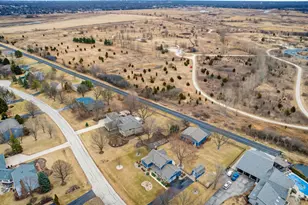 9S321 Chandelle Dr, Naperville, IL 60564 - Photo 34