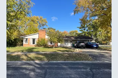 148 Wilshire Drive, Wheeling, IL 60090 - Photo 1