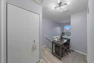 541 Heritage Dr, Oswego, IL 60543 - Photo 4