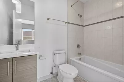 6339 N Leona Avenue, Chicago, IL 60646 - Photo 24