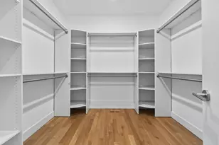 6339 N Leona Ave, Chicago, IL 60646 - Photo 18