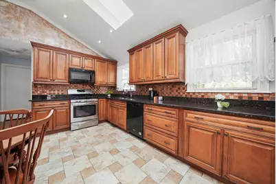 5610 W 85th Street, Burbank, IL 60459 - Photo 10