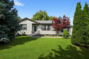 5610 W 85th St, Burbank, IL 60459 - Photo 2