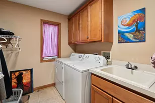 160 Lincoln St, Roselle, IL 60172 - Photo 22