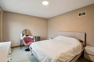 160 Lincoln St, Roselle, IL 60172 - Photo 16