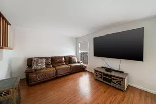 302 Linden Ln, Wheeling, IL 60090 - Photo 14