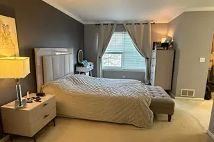 160 Crescent Ln, Schaumburg, IL 60193 - Photo 10