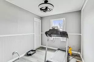 318 Marquette St, Park Forest, IL 60466 - Photo 16