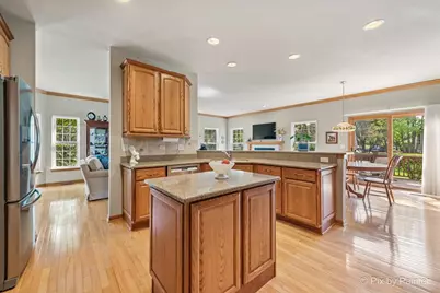 4051 Willow View Drive, Lake in the Hills, IL 60156 - Photo 18