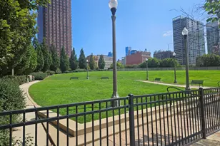 235 W Van Buren St, Chicago, IL 60607 - Photo 32