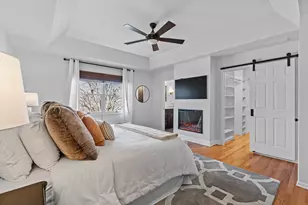 2450 Tanglewood Dr, Lisle, IL 60532 - Photo 16