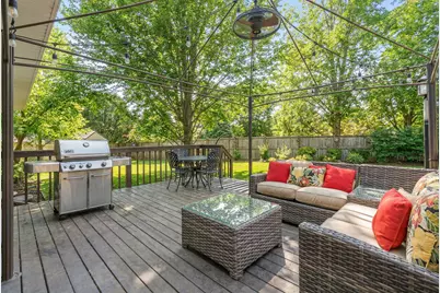 2450 Tanglewood Drive, Lisle, IL 60532 - Photo 32