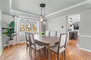 2450 Tanglewood Dr, Lisle, IL 60532 - Photo 6