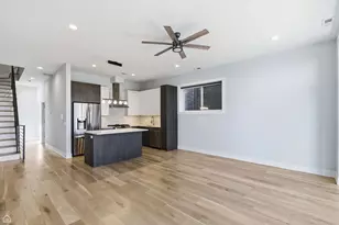 1042 S Oakley Blvd, Chicago, IL 60612 - Photo 6