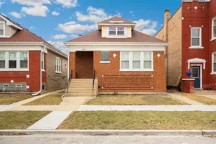 5912 W Wilson Ave, Chicago, IL 60630 - Photo 1