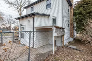 2415 Gilboa Ave, Zion, IL 60099 - Photo 32