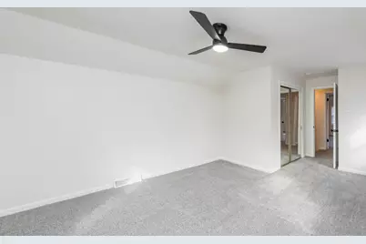 2415 Gilboa Avenue, Zion, IL 60099 - Photo 16