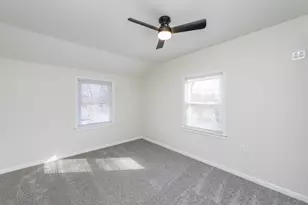 2415 Gilboa Ave, Zion, IL 60099 - Photo 12