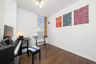 330 W Grand Ave, Chicago, IL 60654 - Photo 14