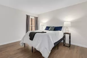 5516 E Lake Dr, Lisle, IL 60532 - Photo 14