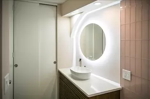 300 N State St, Chicago, IL 60654 - Photo 16