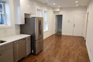 2347 W Taylor St, Chicago, IL 60612 - Photo 2