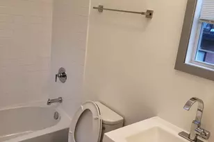 2347 W Taylor St, Chicago, IL 60612 - Photo 6