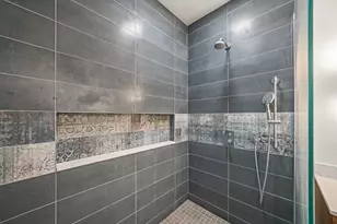 501 N Clinton St, Chicago, IL 60654 - Photo 26