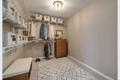 555 Meadowview Drive, Wauconda, IL 60084 - Photo 22