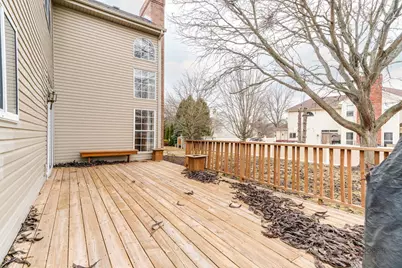 555 Meadowview Drive, Wauconda, IL 60084 - Photo 32