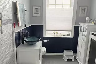 801 Ninman Ave, Evanston, IL 60202 - Photo 8