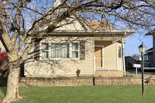 830 Chartres St, Lasalle, IL 61301 - Photo 2